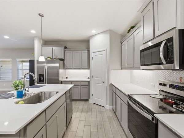 333 Alice Harney Road, Burleson, TX 76028