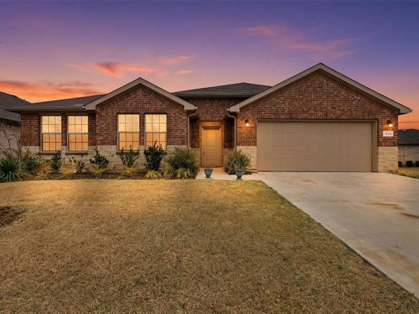 333 Alice Harney Road, Burleson, TX 76028
