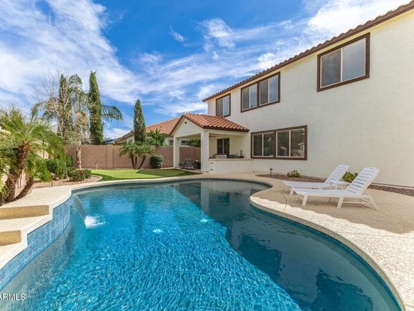 19286 E Carriage Way, Queen Creek, AZ 85142