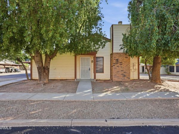 6617 W KINGSTON Lane, Glendale, AZ 85306