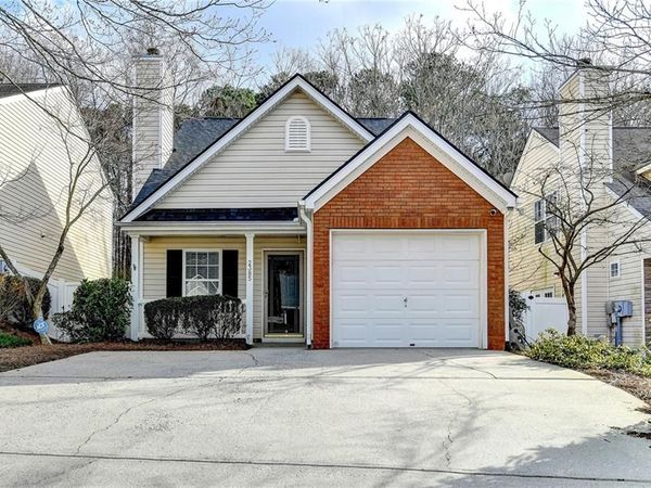 2385 Keenland Court , Cumming, GA 30040