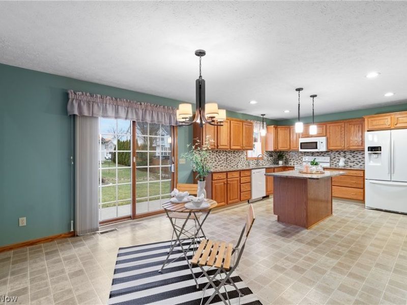 3638 White Oak Drive, Norton, OH 44203 Photo 6