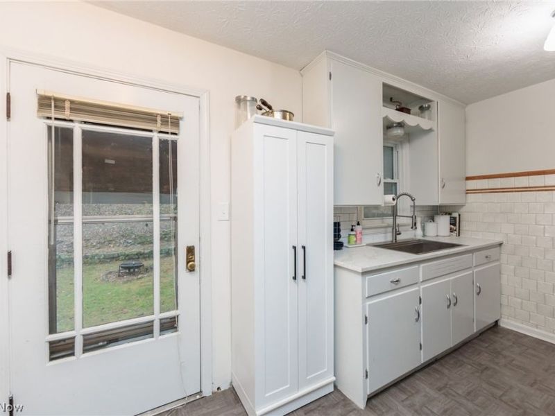 124 Davenport Avenue, Akron, OH 44312 Photo 10