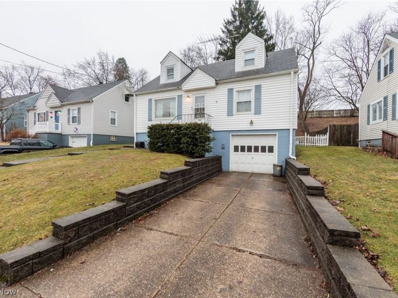 124 Davenport Avenue, Akron, OH 44312 Photo 2