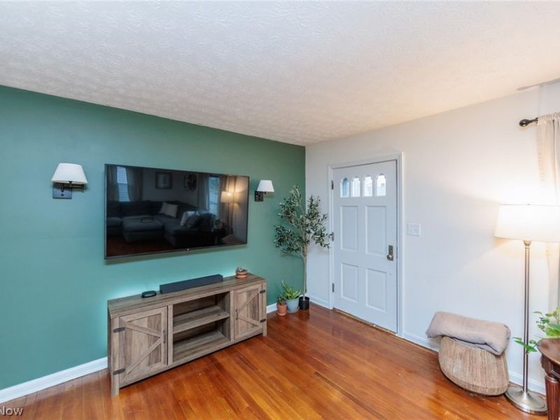 124 Davenport Avenue, Akron, OH 44312 Photo 7