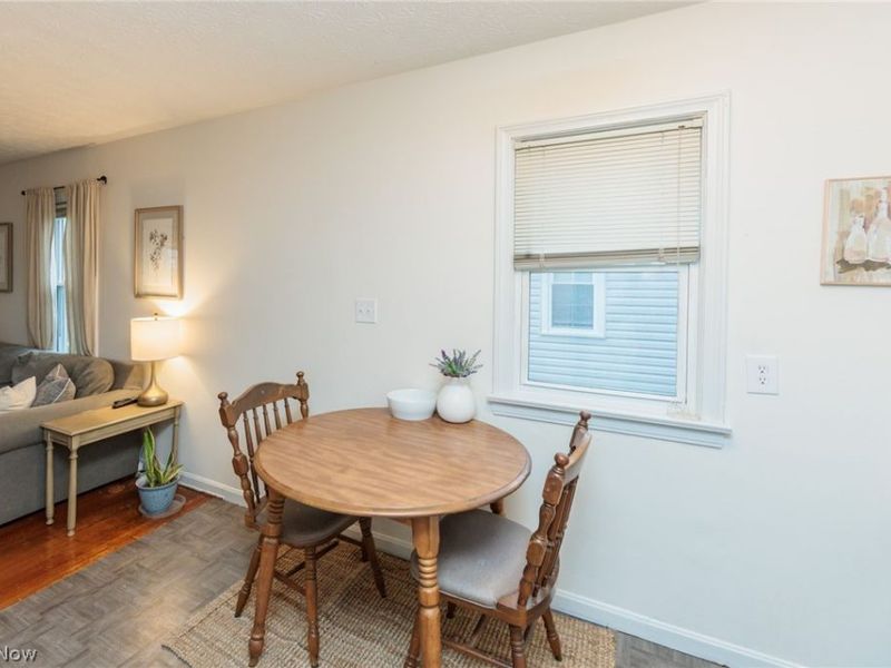 124 Davenport Avenue, Akron, OH 44312 Photo 8