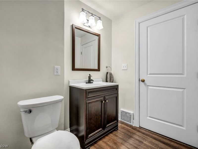 1429 Bellows Street, Akron, OH 44301 Photo 22