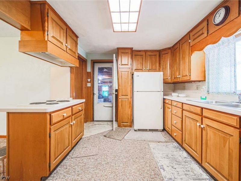 380 Barnard, Wooster, OH 44691 Photo 4