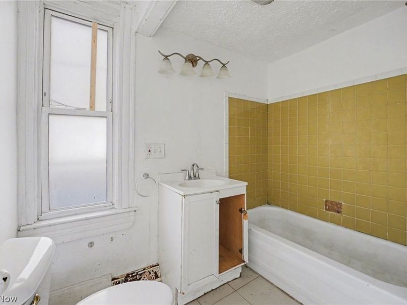 3183 W 46th Street, Cleveland, OH 44102 Photo 17