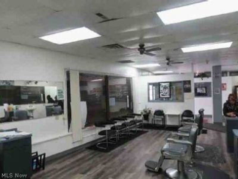 17320 Harvard Avenue, Cleveland, OH 44128 Photo 15