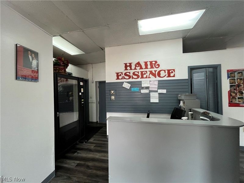 17320 Harvard Avenue, Cleveland, OH 44128 Photo 2