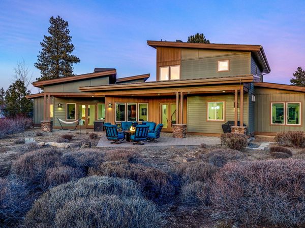 61649 Hosmer Lake Drive, Bend, OR 97702