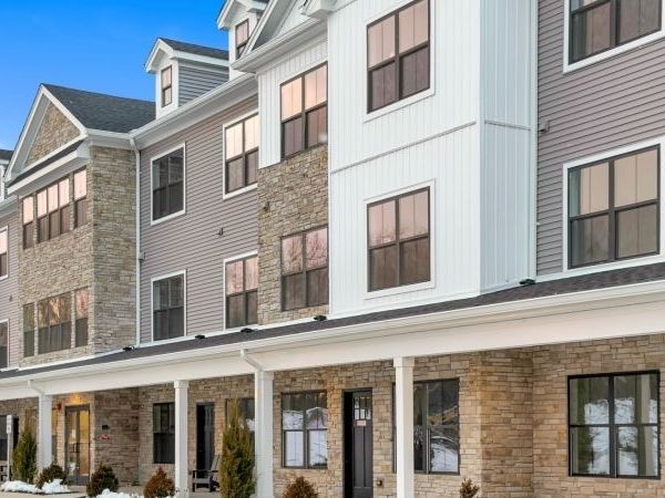 308 Encampment Court, Unit 308, Montville, NJ 07082