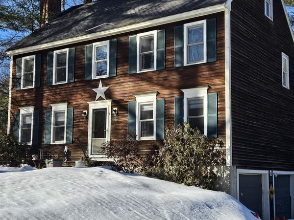7 Chapman Way, Exeter, NH 03833