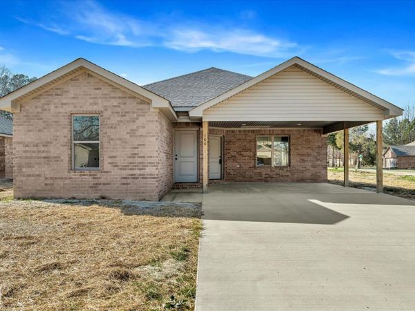 100 Weston Cove, Brookland, AR 72417