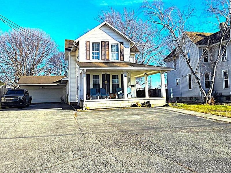 221 Broad Street, Bellevue, OH 44811 Photo 1