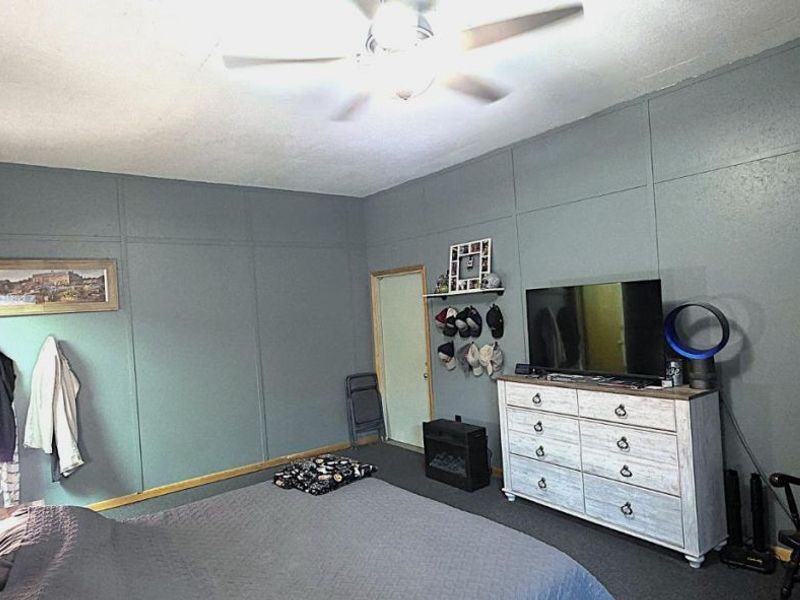 221 Broad Street, Bellevue, OH 44811 Photo 12