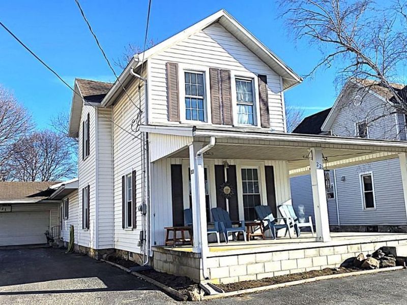 221 Broad Street, Bellevue, OH 44811 Photo 2