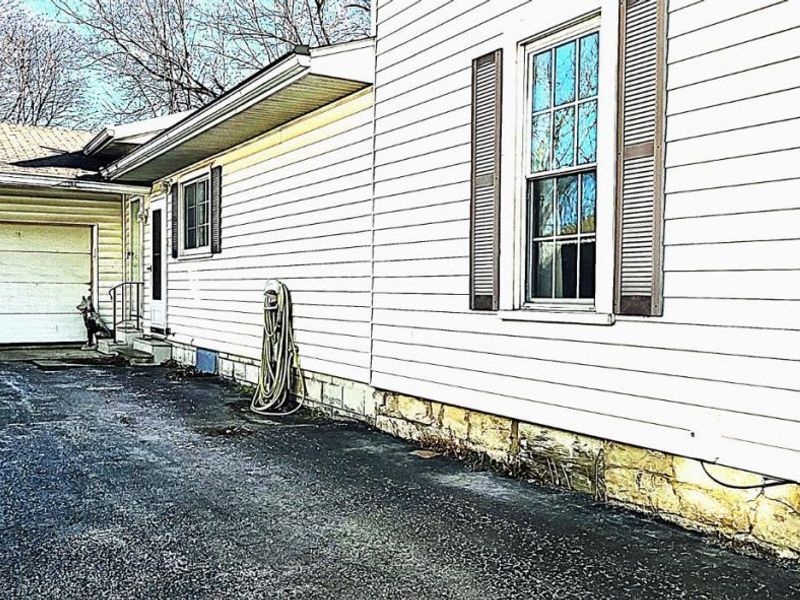 221 Broad Street, Bellevue, OH 44811 Photo 5