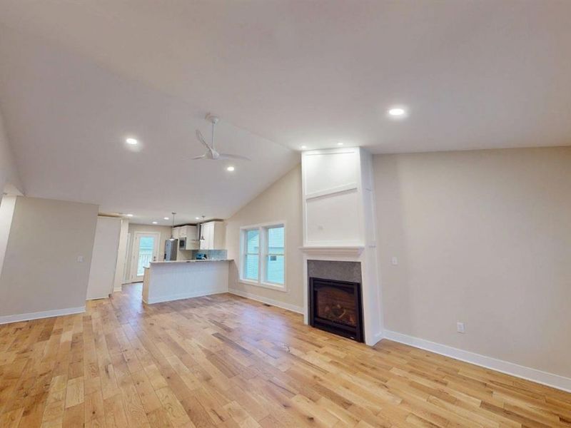 1011 E Second Street, Port Clinton, OH 43452 Photo 2