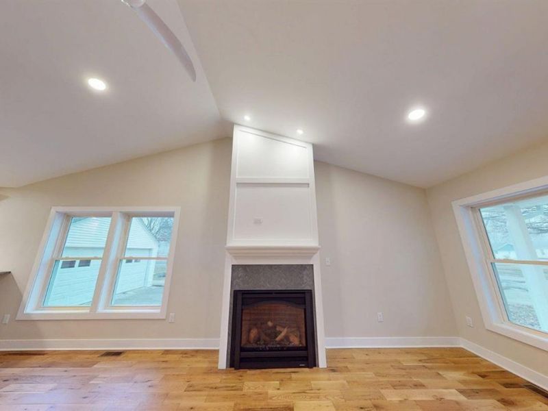 1011 E Second Street, Port Clinton, OH 43452 Photo 3