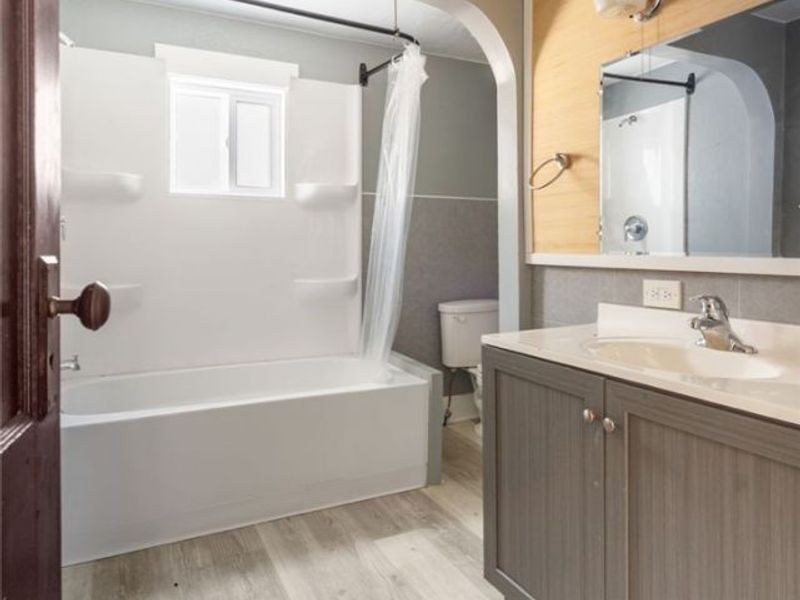 1284 Kentucky Avenue, Akron, OH 44314 Photo 28