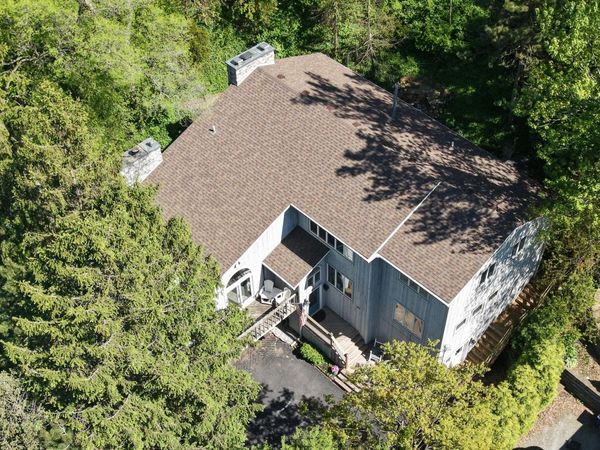 37 Beach Lane, Portage, IN 46368