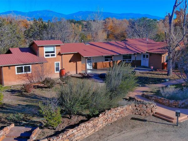 7 Monte Enebro, Santa Fe, NM 87506