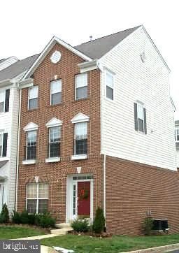 100 Meadows Lane, Alexandria, VA 22304 Main Photo