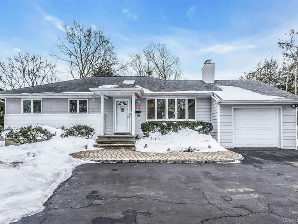 88 Burton Lane , Commack, NY 11725