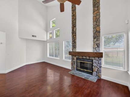 9050 Duovo Way, Elk Grove, CA 95758 Photo