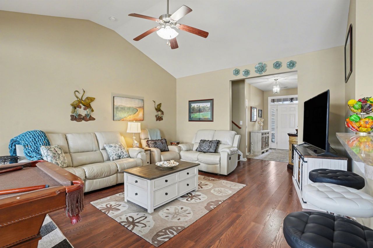 219 Burchwood Ln.  Photo 10