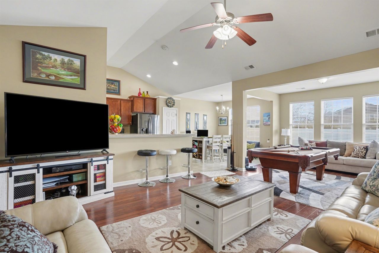 219 Burchwood Ln.  Photo 11