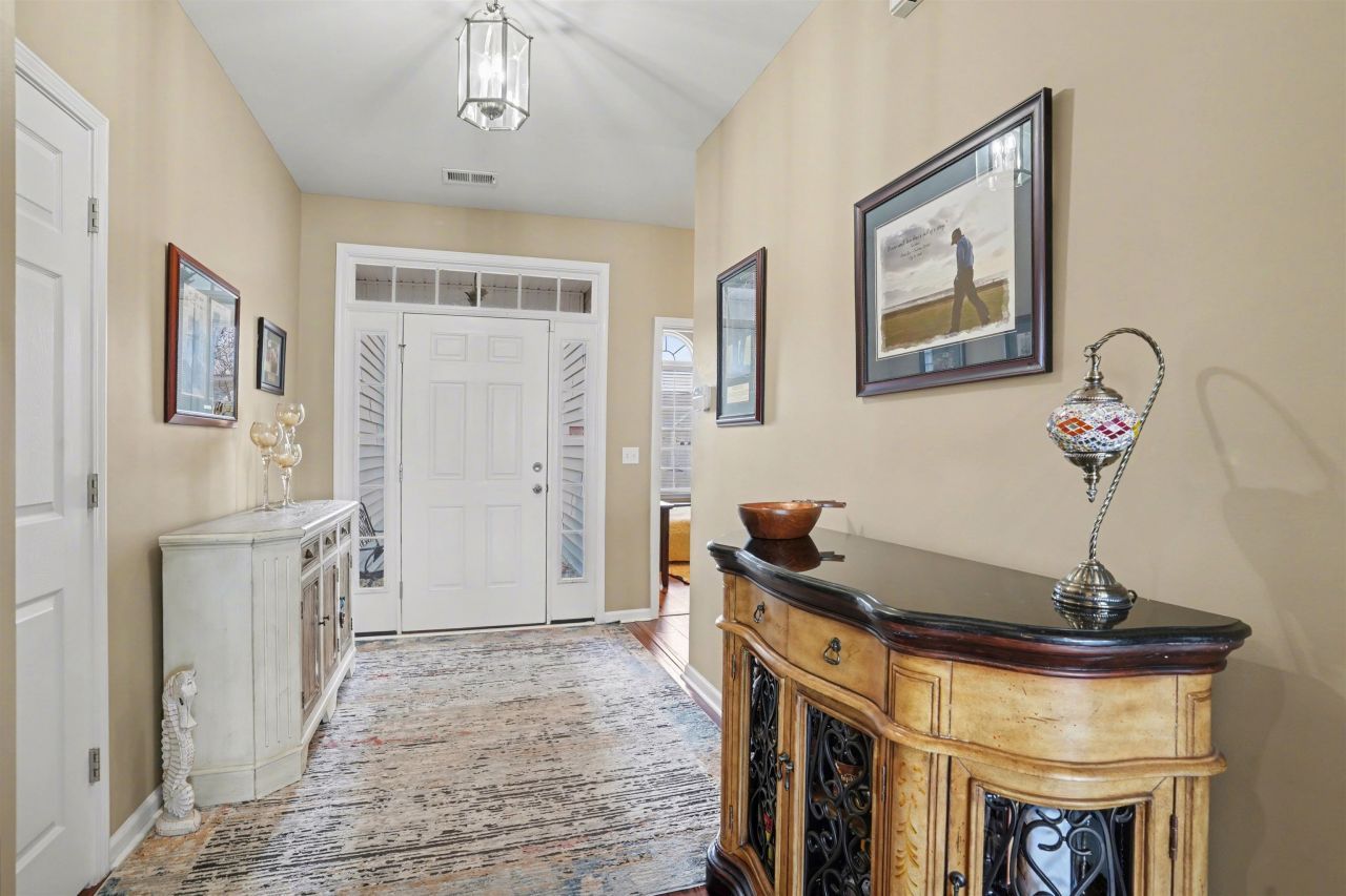 219 Burchwood Ln.  Photo 6