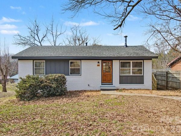 40 Evelake Drive, Asheville, NC 28806