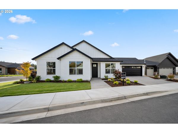 1200 Rachel LN, Molalla, OR 97038
