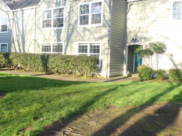 8405 SW CURRY DR, Unit D, Wilsonville, OR 97070