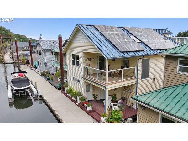 14587 NW Larson RD, Unit 4, Portland, OR 97231