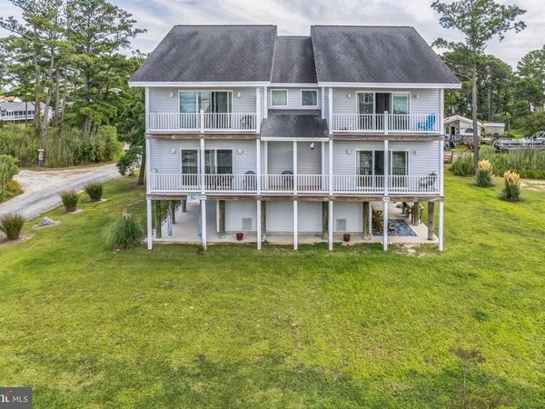 7516 DOE BAY LANE, CHINCOTEAGUE ISLAND, VA 23336