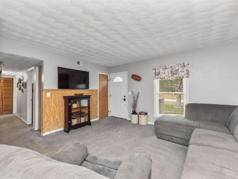 205 Horse Shoe Drive, Jackson Twp, OH 45171 Photo 7