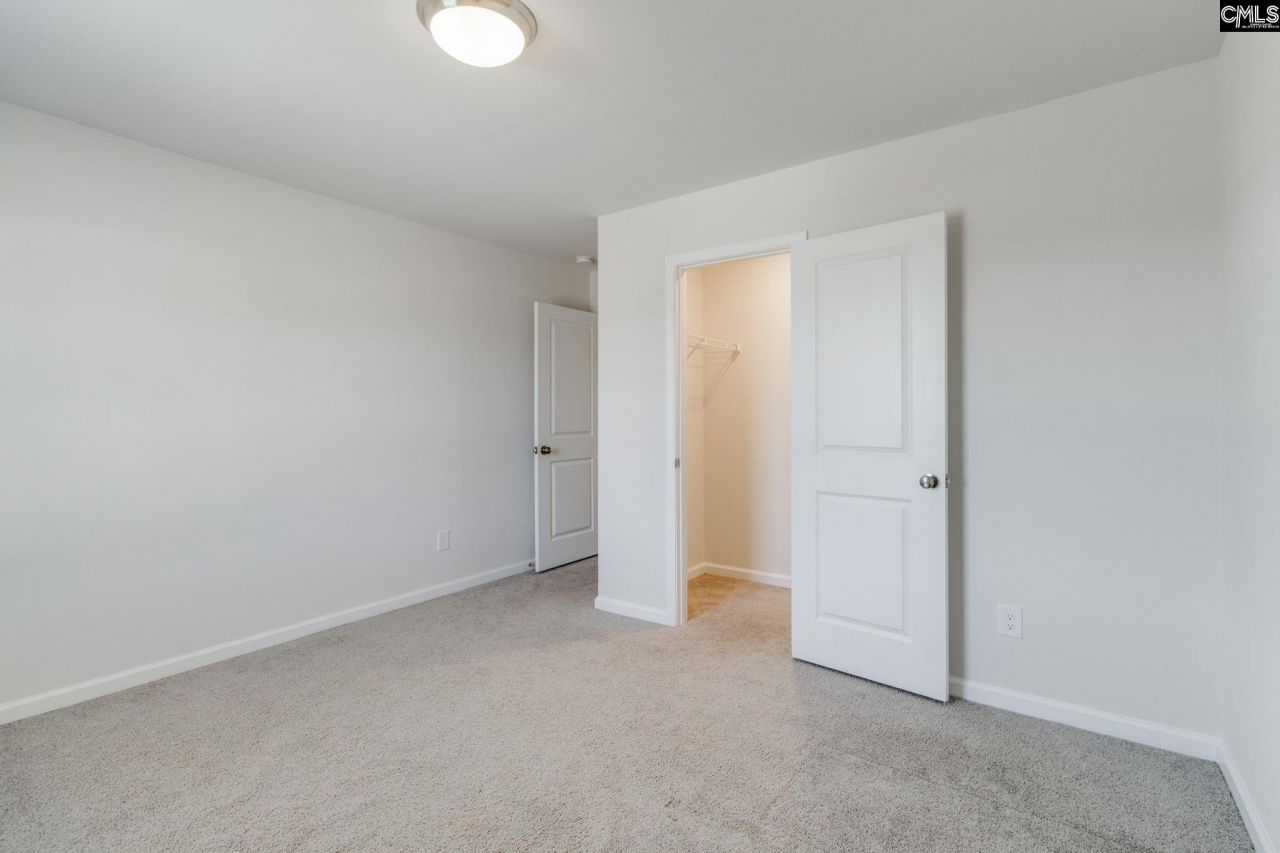 73 Preakness Stakes Drive  Photo 31