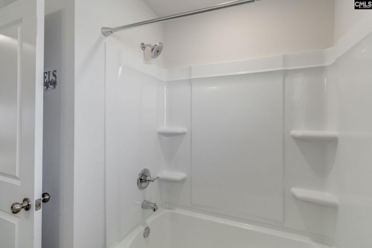 73 Preakness Stakes Drive  Photo 33