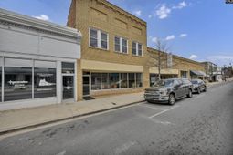 1407 Main Street photo 4