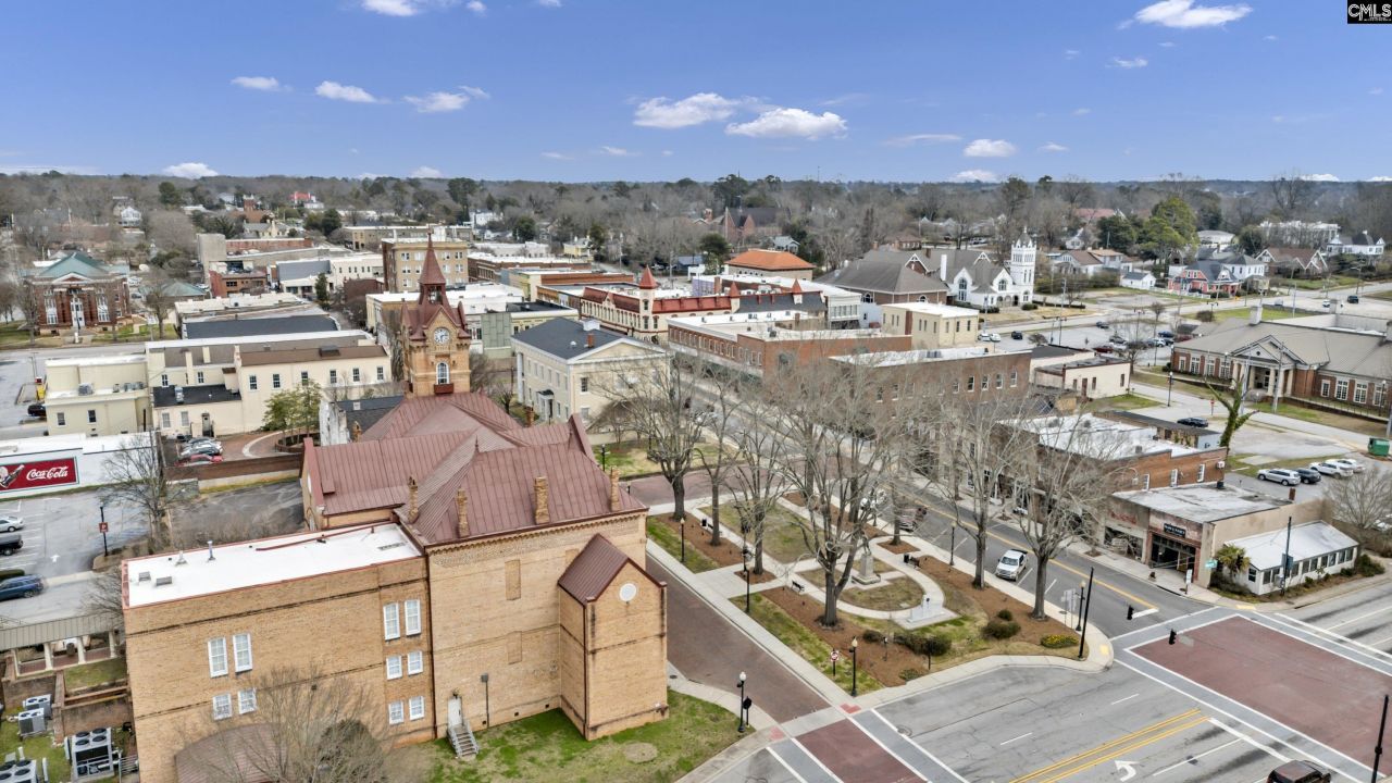 1407 Main Street Photo 4