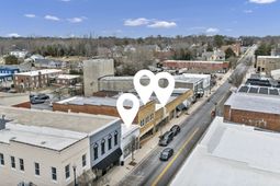 1409 Main Street photo 4