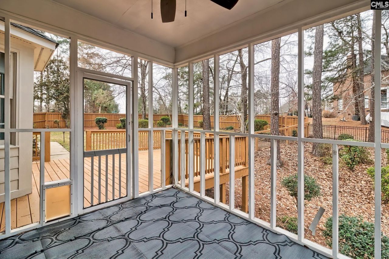 103 Silver Lake Circle  Photo 5