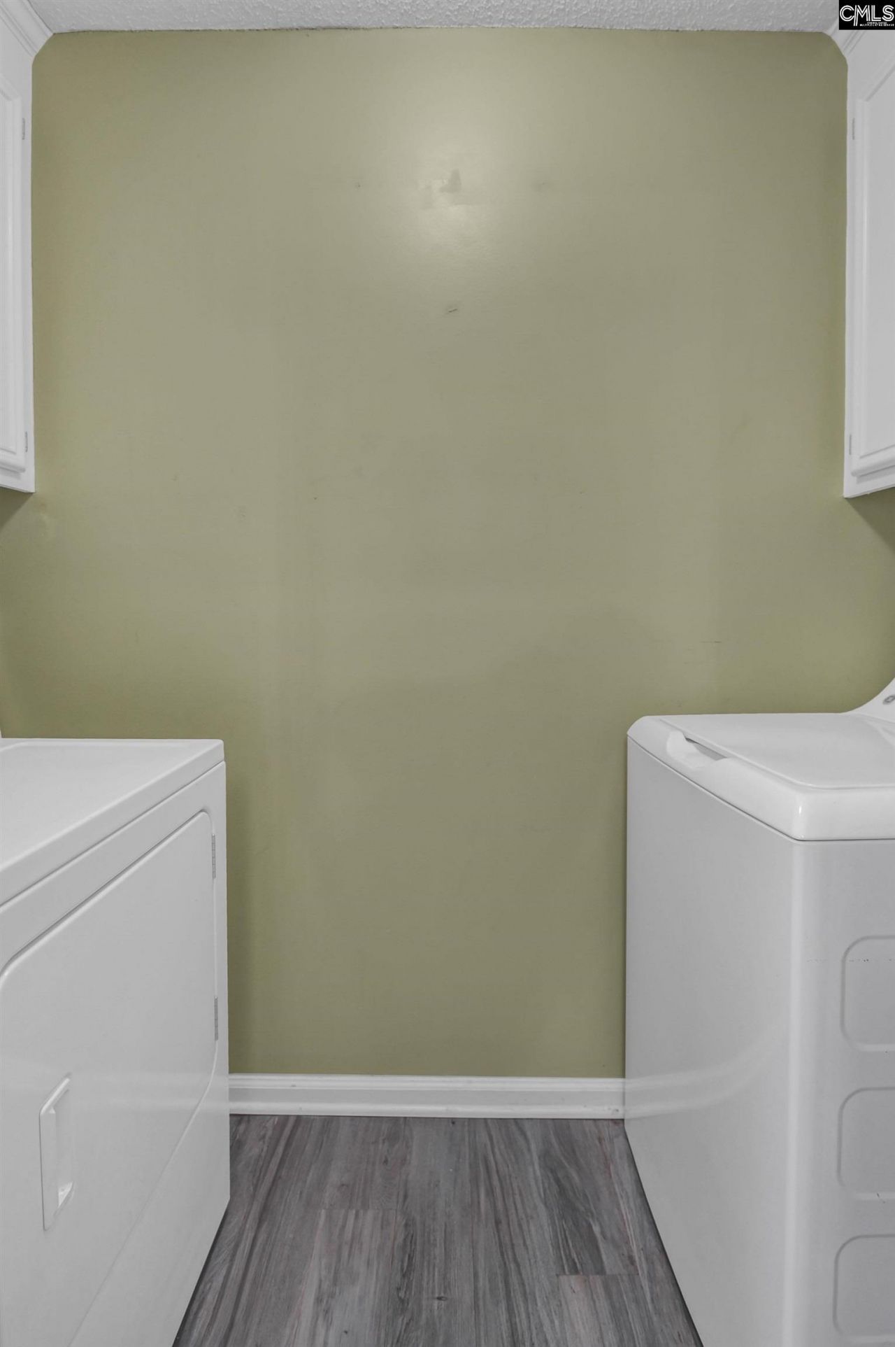 269 Mossborough Drive Photo 19