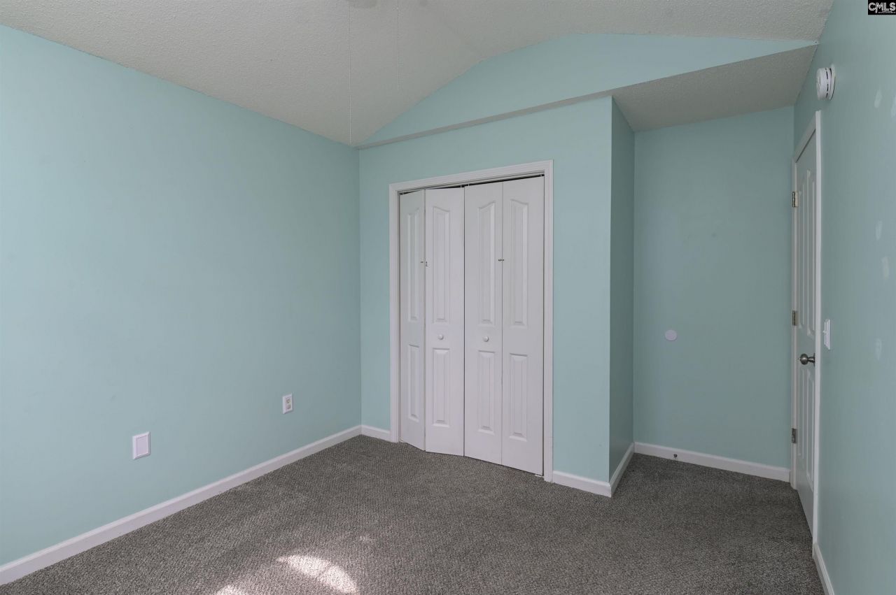 269 Mossborough Drive Photo 28