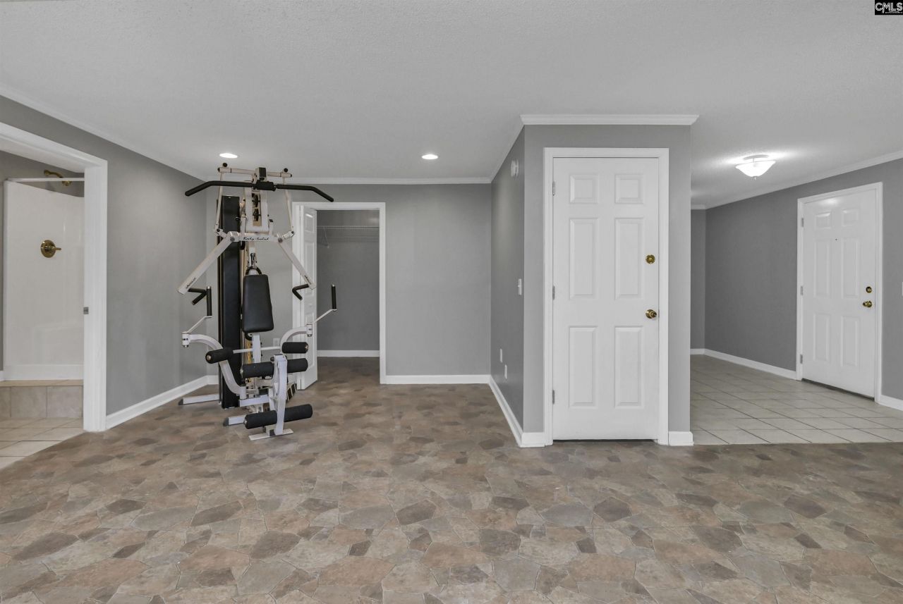 269 Mossborough Drive Photo 41