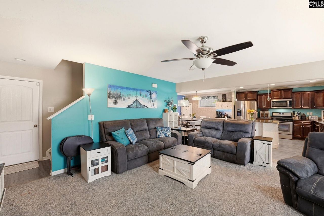 516 Summer Creek Drive  Photo 14